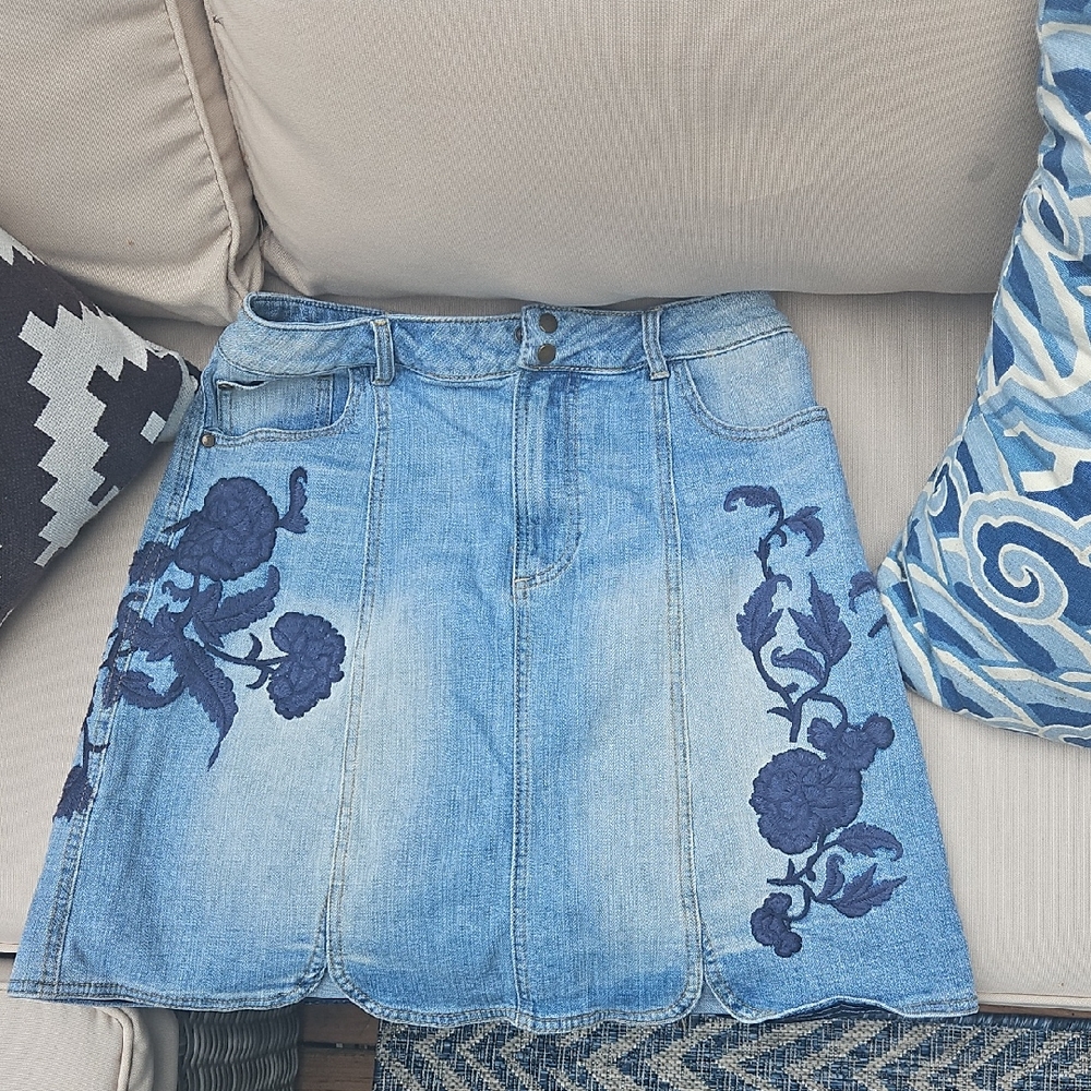 Blue Floral Denim Skirt PILCRO SZ 6